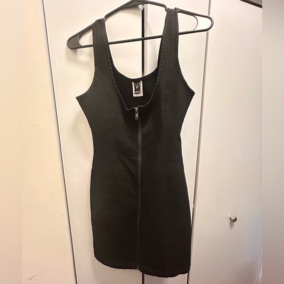 NWT Fitted black denim front zipper dress - Picture 2 of 2